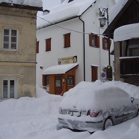 Rifugio Casa Alpina Julius Kugy Malborghetto Valbruna Bagian luar foto
